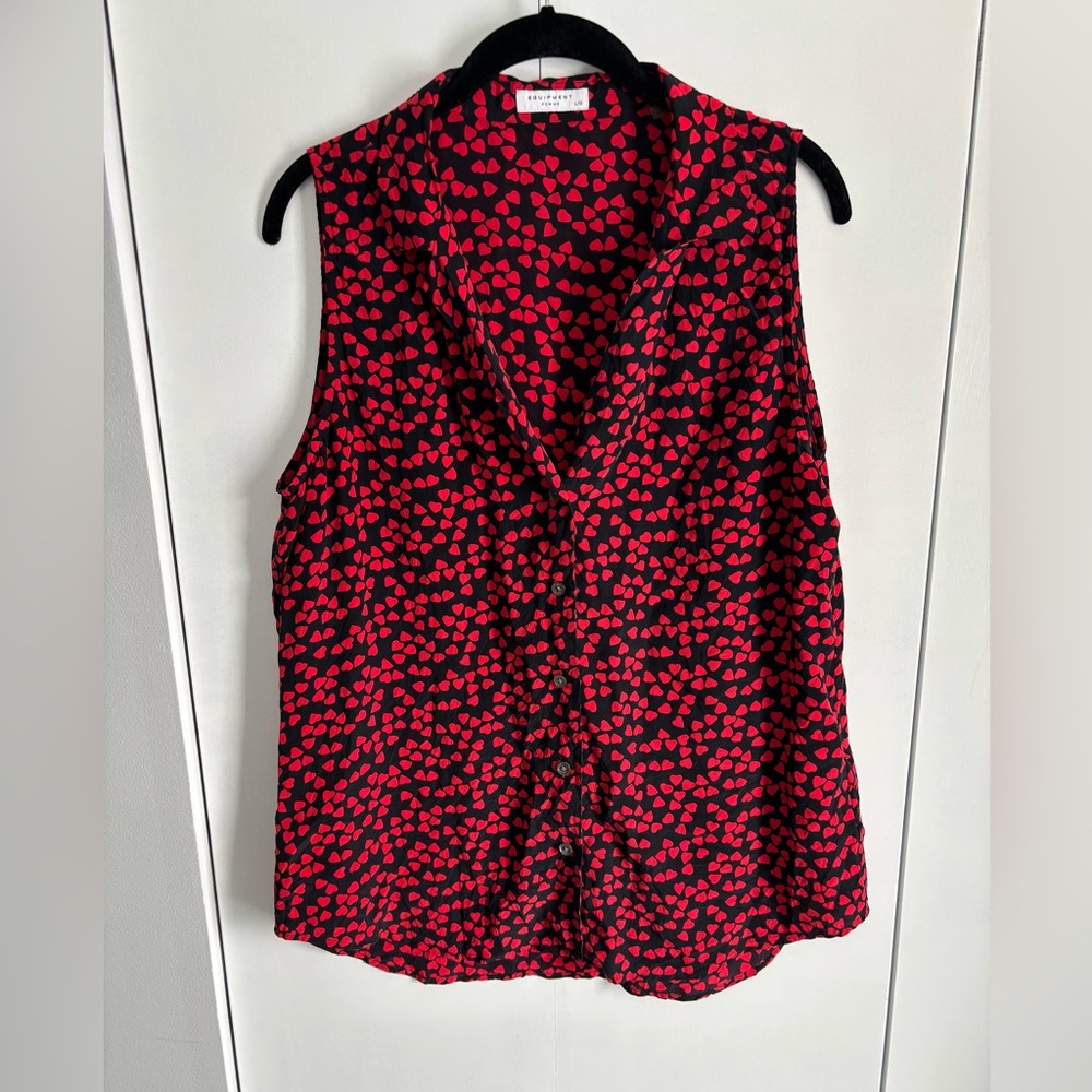 Equipment 100% Silk Sleeveless Collared Heart Print Blouse